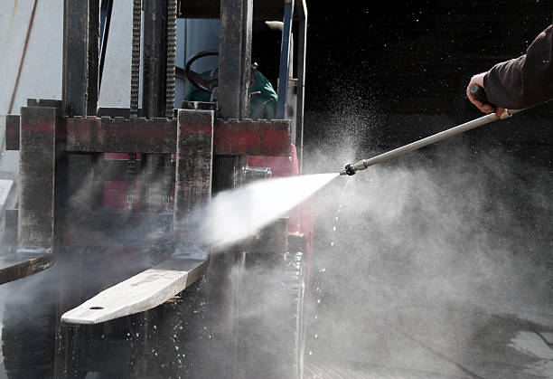 Best Sidewalk and Walkway Pressure Cleaning in Gman, IL